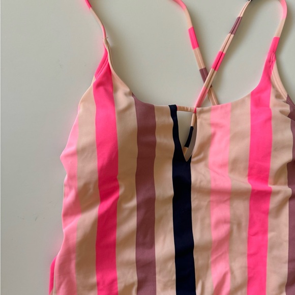 Strip one piece bathing suit - Picture 3 of 12
